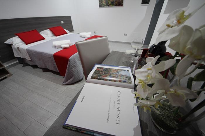 La Maison De Monet Brindisi Room photo